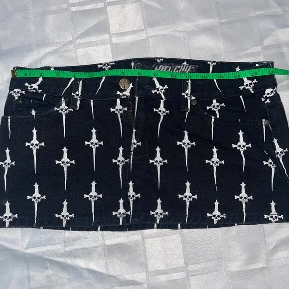 Lip Service Micro Mini - Picture 6 of 12